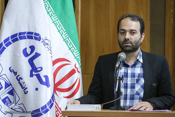 اختتامیه جشنواره ملی دانشجویی «شعر باران» در شیراز