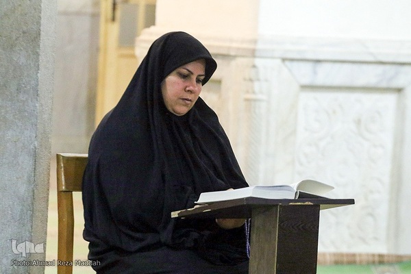 محفل انس با قرآن در مسجد تاریخی آقاباباخان شیراز