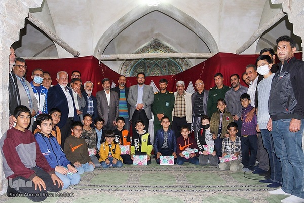 محفل انس با قرآن در مسجد تاریخی آقاباباخان شیراز