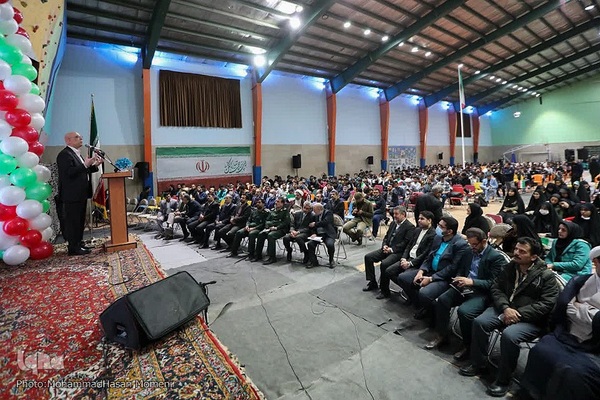 گردهمایی سراسری دانشجویان بسیجی با حضور وزیر علوم