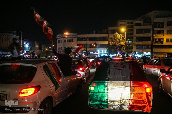 جشن پیروزی تیم ملی در تهران/2