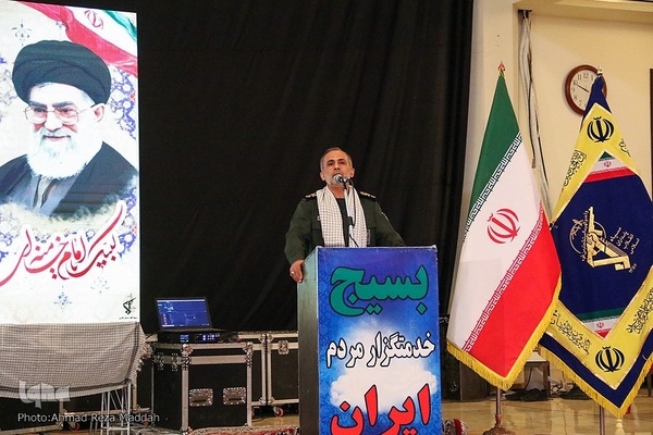 مراسم حماسه حضور بسیجیان در حرم شاهچراغ(ع)