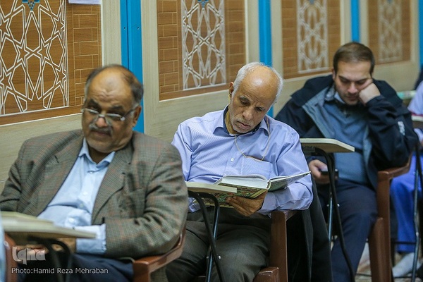 محفل انس با قرآن کریم یادواره شهدای مدافع امنیت