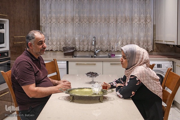 راضیه و جواد و گفت‌وگو درباره نیازهای فرزندانشان