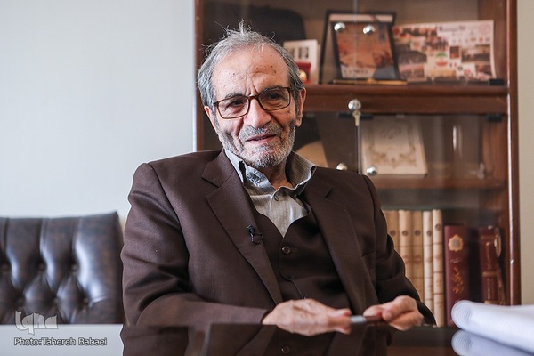 دکتر نجفقلی حبیبی