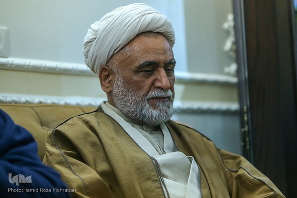 دیدار جامعه قرآنی با خانواده شهیدان محمد صالحه و زهرا حسنی سعدی