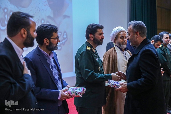 کنگره سرداران و هزار شهید