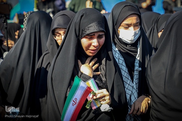 ورود پیکرهای ۱۱۱ شهید دفاع مقدس به کشور