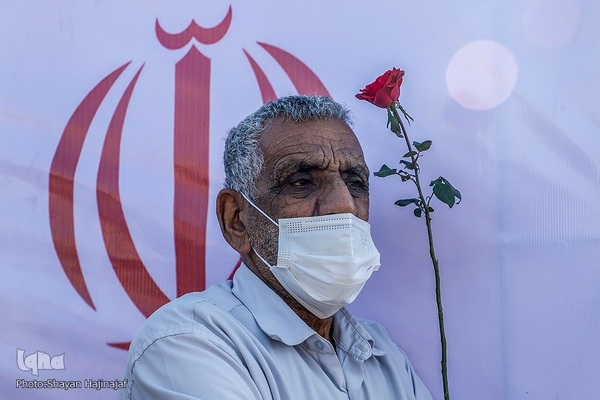 ورود پیکرهای ۱۱۱ شهید دفاع مقدس به کشور