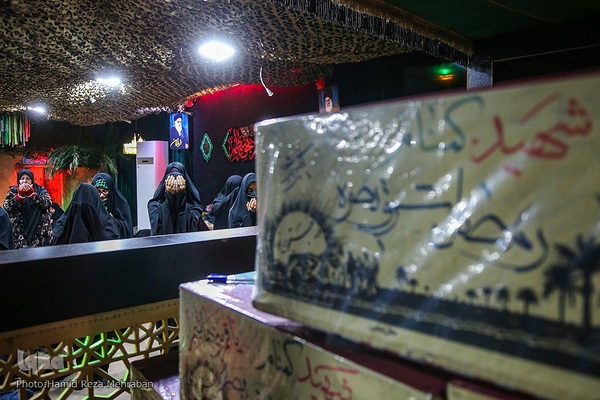 وداع با پیکر مطهر شهید مدافع امنیت طلبه بسیجی حسن مختار‌زاده