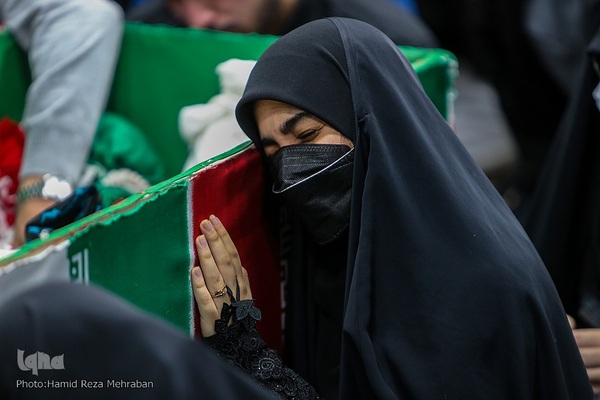 وداع با پیکر مطهر شهید مدافع امنیت طلبه بسیجی حسن مختار‌زاده