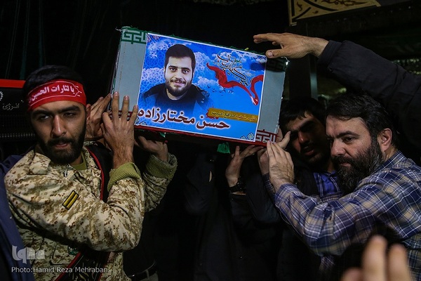 وداع با پیکر مطهر شهید مدافع امنیت طلبه بسیجی حسن مختار‌زاده