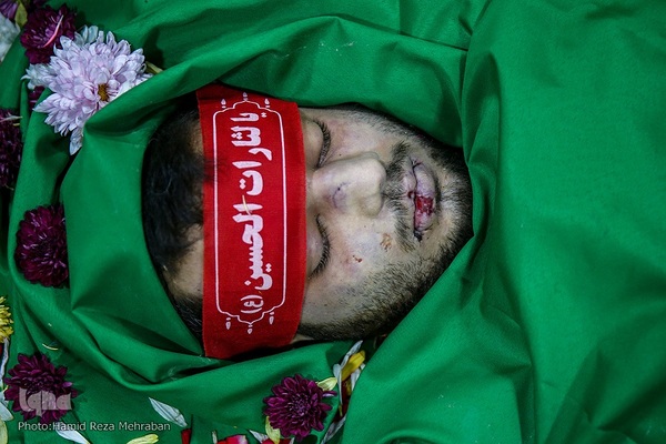 وداع با پیکر مطهر شهید مدافع امنیت طلبه بسیجی حسن مختار‌زاده