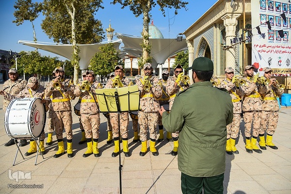 گلباران مقبره شهید دستغیب‎‎