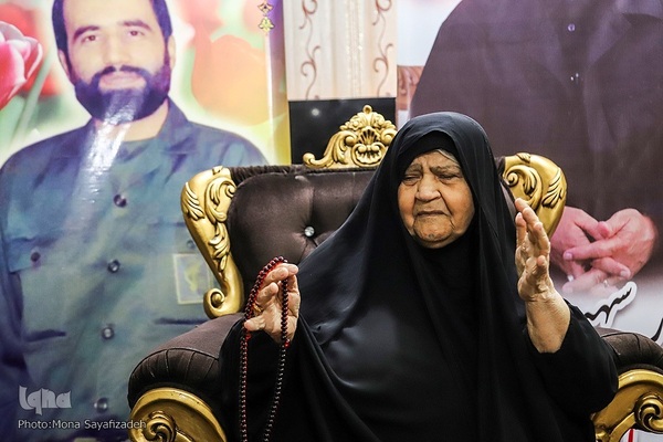 رونمایی از پوستر «روایت حبیب» در خانه شهید علی هاشمی