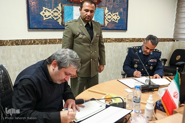 امضای توافقنامه همکاری‌ سازمان قرآنی دانشگاهیان و ستاد آجا 