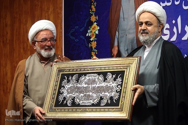 مراسم روز پژوهش و نکوداشت حجت‌الاسلام والمسلمین عبدالکریم بی‌آزار شیرازی، از پیشکسوتان تقریب در دانشگاه مذاهب اسلامی