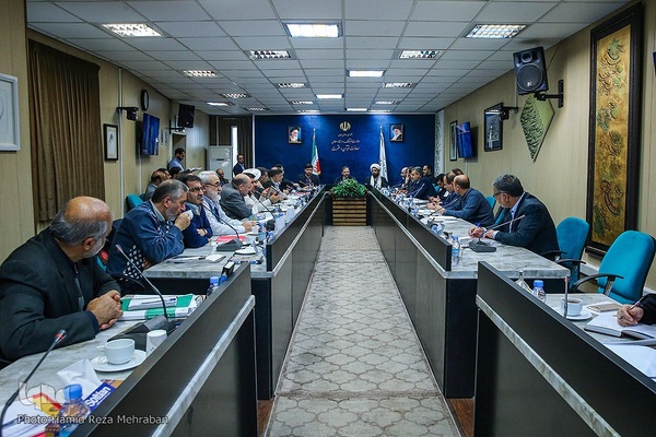 نشست روسای گروه های قرآن و عترت استان ها با معاون قرآن و عترت وزارت ارشاد