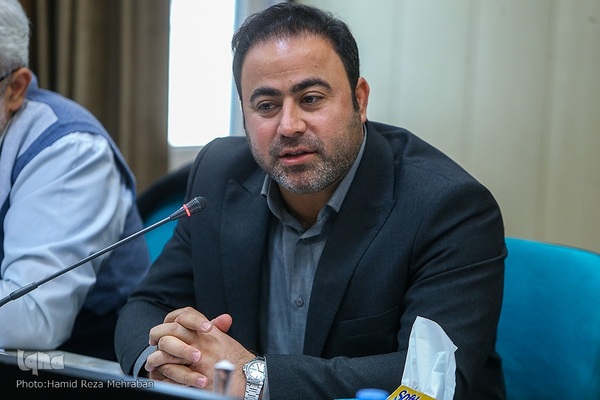 نشست روسای گروه های قرآن و عترت استان ها با معاون قرآن و عترت وزارت ارشاد