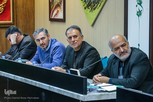 نشست روسای گروه های قرآن و عترت استان ها با معاون قرآن و عترت وزارت ارشاد