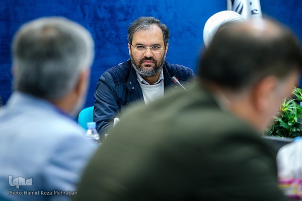 نشست روسای گروه های قرآن و عترت استان ها با معاون قرآن و عترت وزارت ارشاد