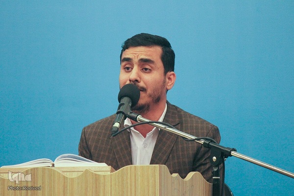 برگزاری جلسه تلاوت و استماع قرآن با یاد شهید سلیمانی