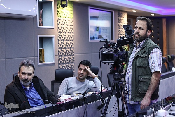 نشست مهمان با حضور حبیب احمدزاده