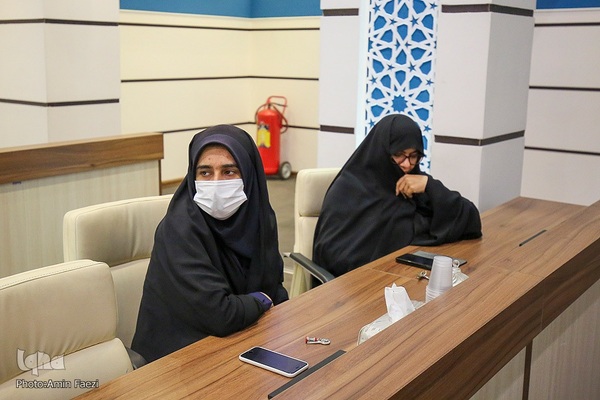 کرسی آزاد اندیشی راهکارهای وحدت حوزه و دانشگاه