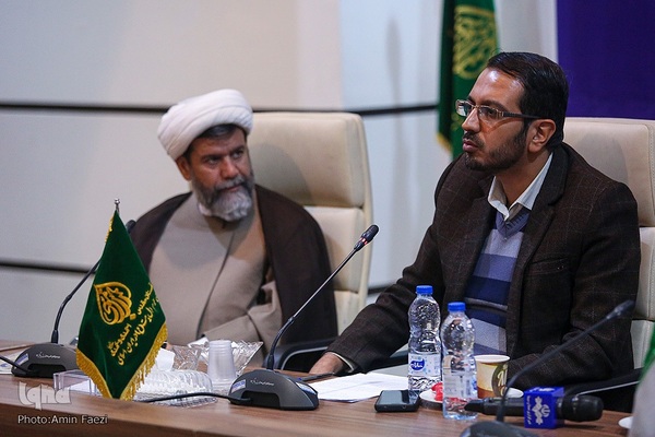 کرسی آزاد اندیشی راهکارهای وحدت حوزه و دانشگاه