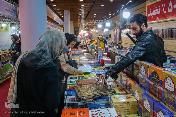 رونق بازار شب یلدا در تهران