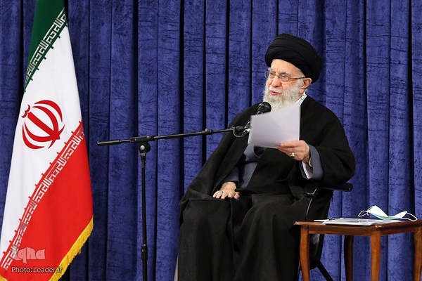 آیت‌الله خامنه‌ای، رهبر معظم انقلاب 