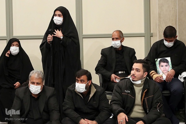 دیدار رهبر معظم انقلاب با خانواده شهدای حادثه‌ تروریستی شاهچراغ(ع) شیراز