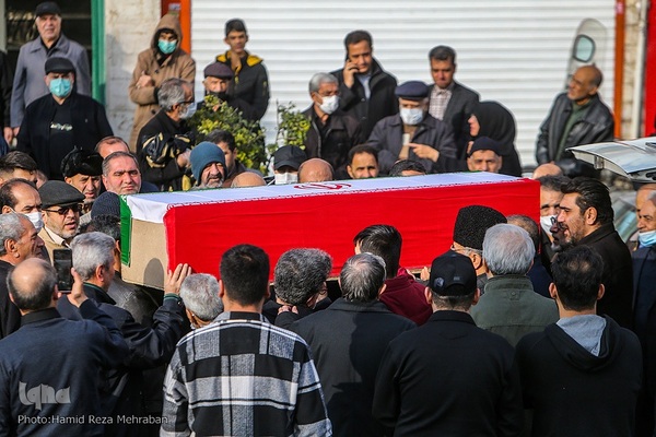 تشییع پیکر «حاج احمد فیاض» پیرغلام اهل‌بیت(ع)