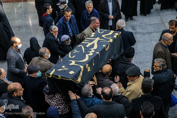 تشییع پیکر «حاج احمد فیاض» پیرغلام اهل‌بیت(ع)