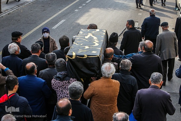 تشییع پیکر «حاج احمد فیاض» پیرغلام اهل‌بیت(ع)