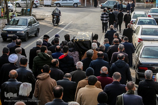 تشییع پیکر «حاج احمد فیاض» پیرغلام اهل‌بیت(ع)