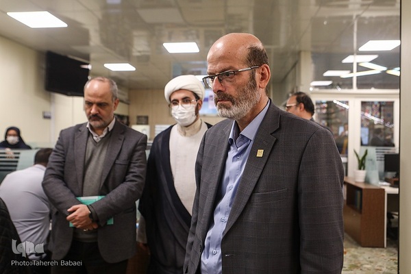 بازدید رئیس جهاددانشگاهی از سازمان قرآنی دانشگاهیان کشور