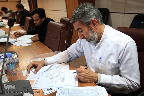 آزمون مرحله سوم هفدهمین دوره ارزیابی و اعطای مدرک تخصصی به حافظان کل قرآن کریم از سراسر کشور