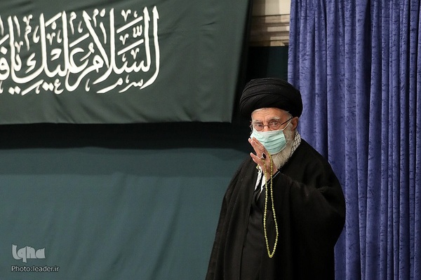 اولین شب مراسم عزاداری حضرت فاطمه‌زهرا سلام‌الله‌علیها در حسینیه امام خمینی(ره)