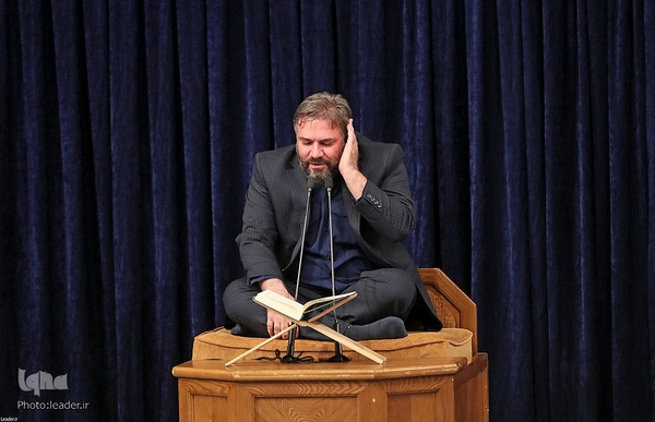 اولین شب مراسم عزاداری حضرت فاطمه‌زهرا سلام‌الله‌علیها در حسینیه امام خمینی(ره)