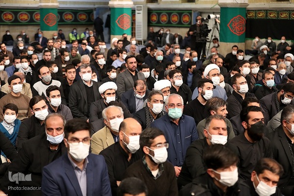 اولین شب مراسم عزاداری حضرت فاطمه‌زهرا سلام‌الله‌علیها در حسینیه امام خمینی(ره)