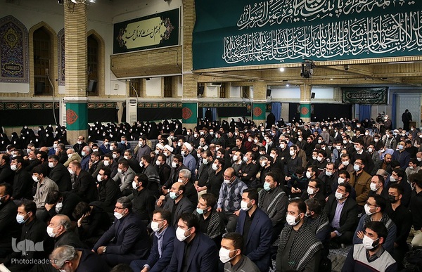 اولین شب مراسم عزاداری حضرت فاطمه‌زهرا سلام‌الله‌علیها در حسینیه امام خمینی(ره)