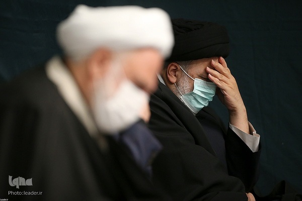 اولین شب مراسم عزاداری حضرت فاطمه‌زهرا سلام‌الله‌علیها در حسینیه امام خمینی(ره)