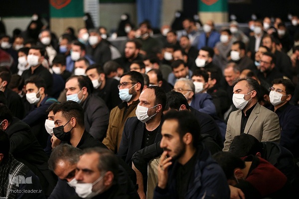 اولین شب مراسم عزاداری حضرت فاطمه‌زهرا سلام‌الله‌علیها در حسینیه امام خمینی(ره)