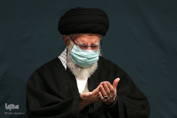 اولین شب مراسم عزاداری حضرت فاطمه‌زهرا سلام‌الله‌علیها در حسینیه امام خمینی(ره)