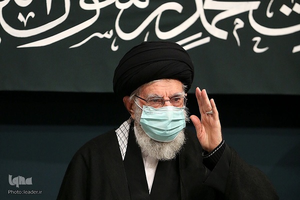 اولین شب مراسم عزاداری حضرت فاطمه‌زهرا سلام‌الله‌علیها در حسینیه امام خمینی(ره)