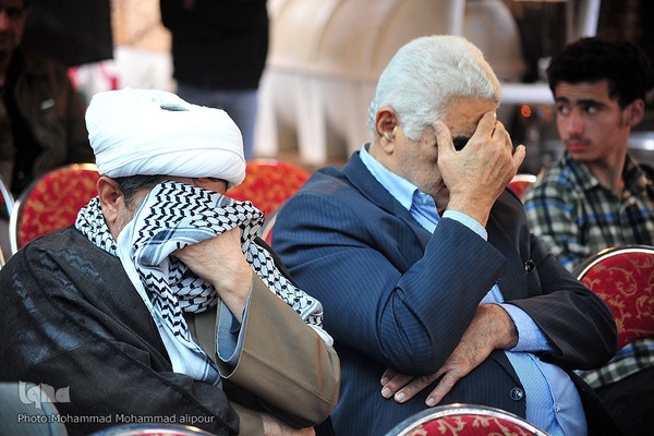 سوگواری ایام فاطمیه در جوار شهدای گمنام در اهواز