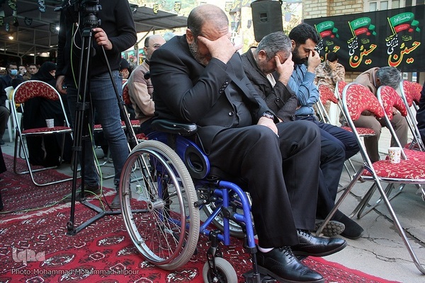 سوگواری ایام فاطمیه در جوار شهدای گمنام در اهواز