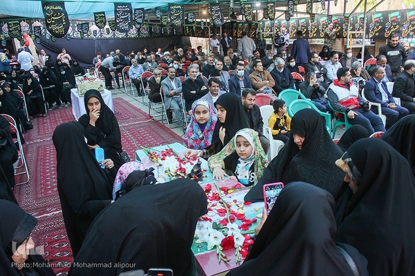 سوگواری ایام فاطمیه در جوار شهدای گمنام در اهواز