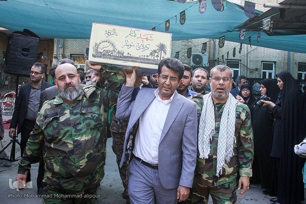 سوگواری ایام فاطمیه در جوار شهدای گمنام در اهواز